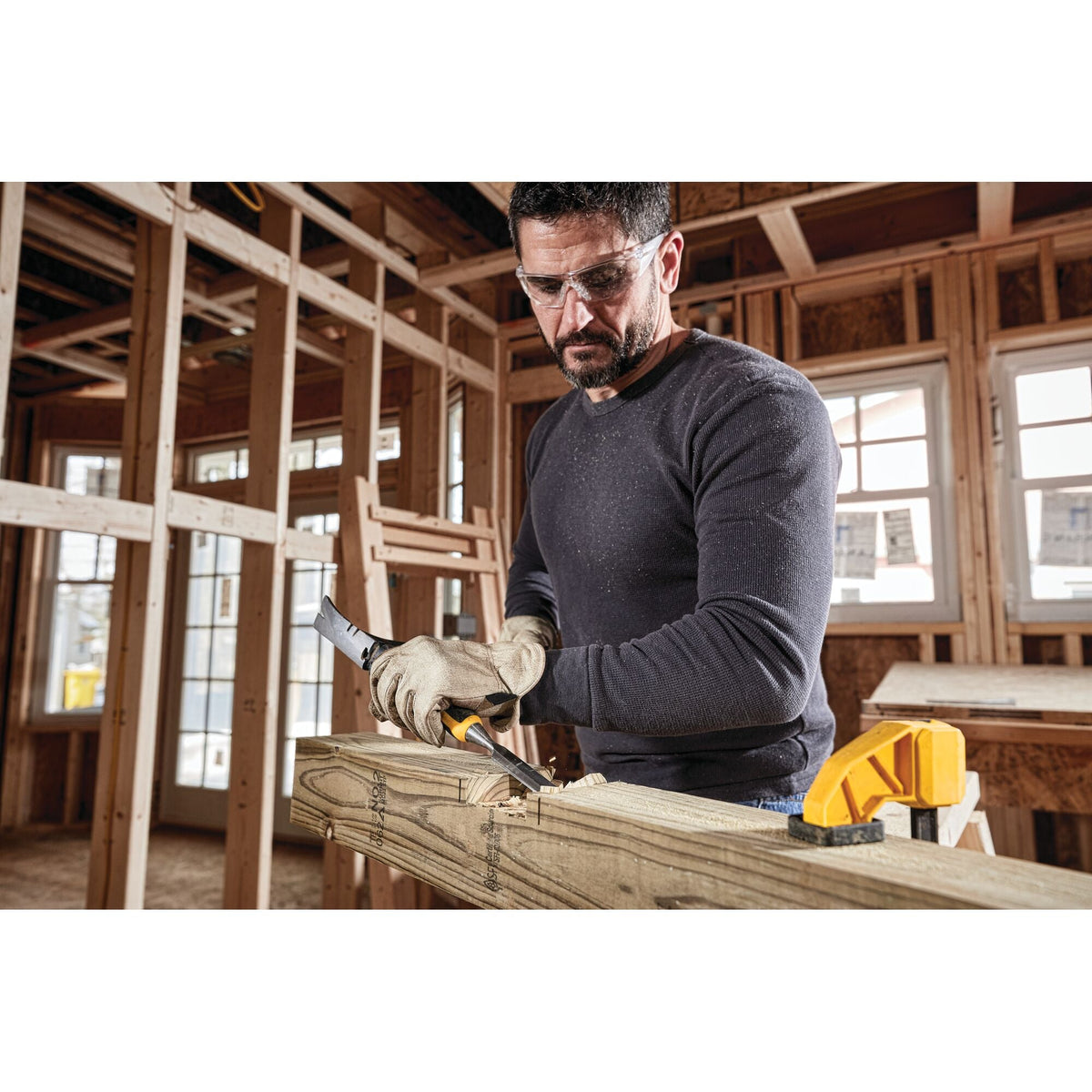 DeWalt DWHT16858 1" Wood Chisel