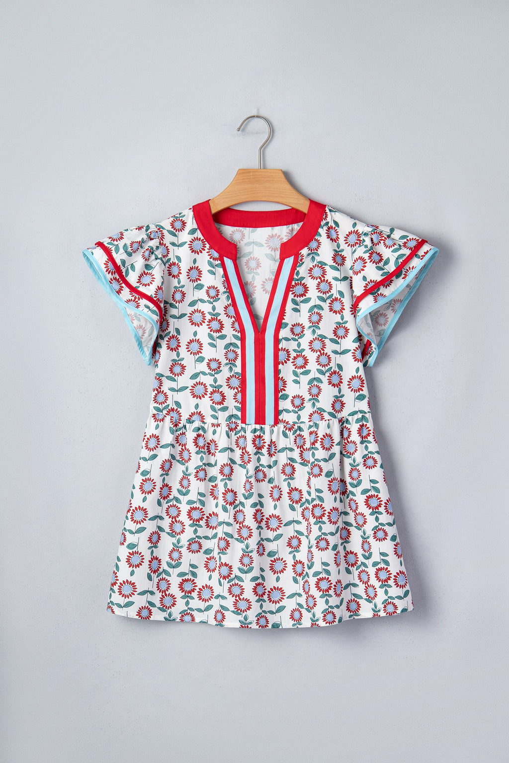 Floral Contrast Trim V-Neck Flutter Sleeve Blouse