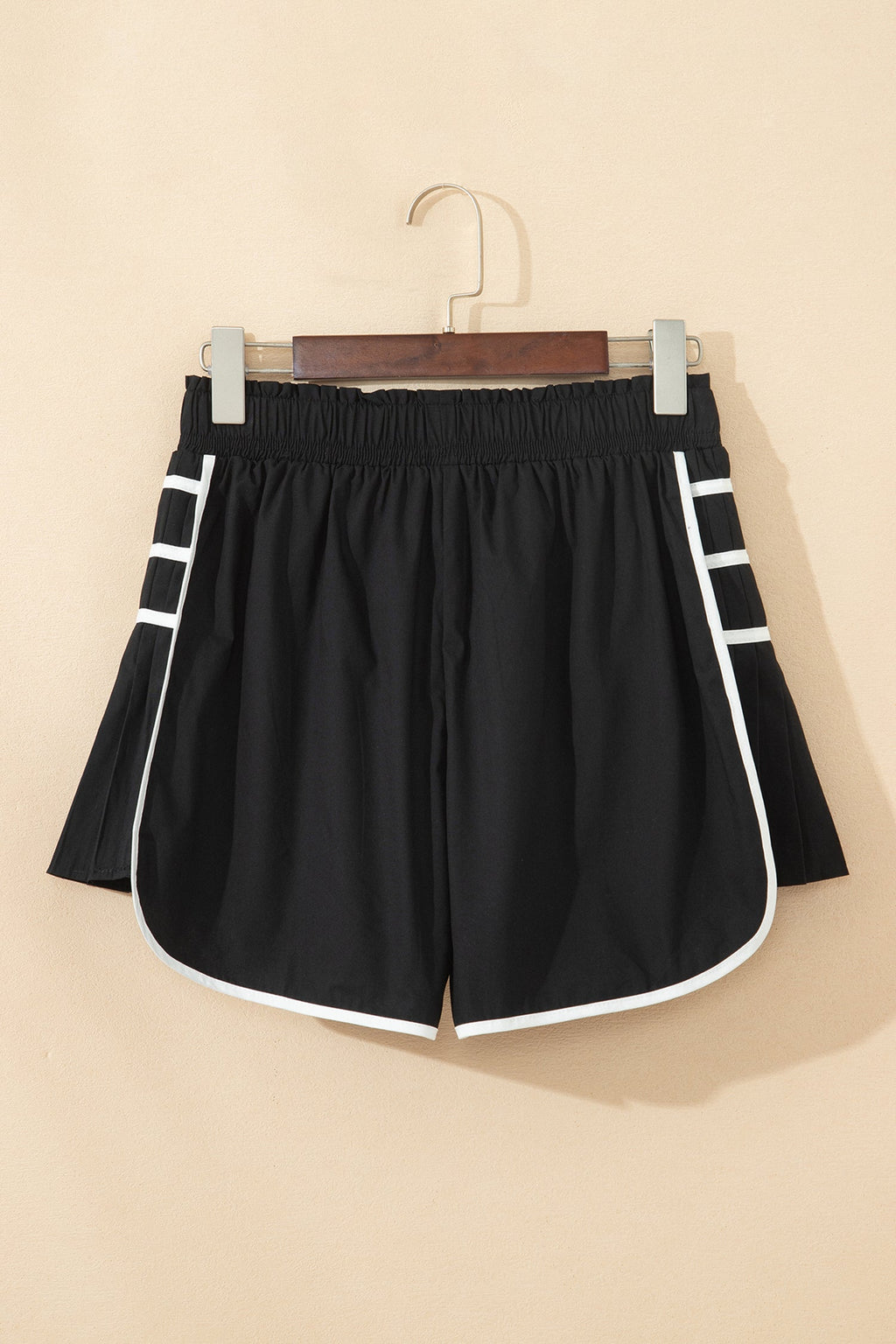 Contrast Trim Pleated Active Shorts