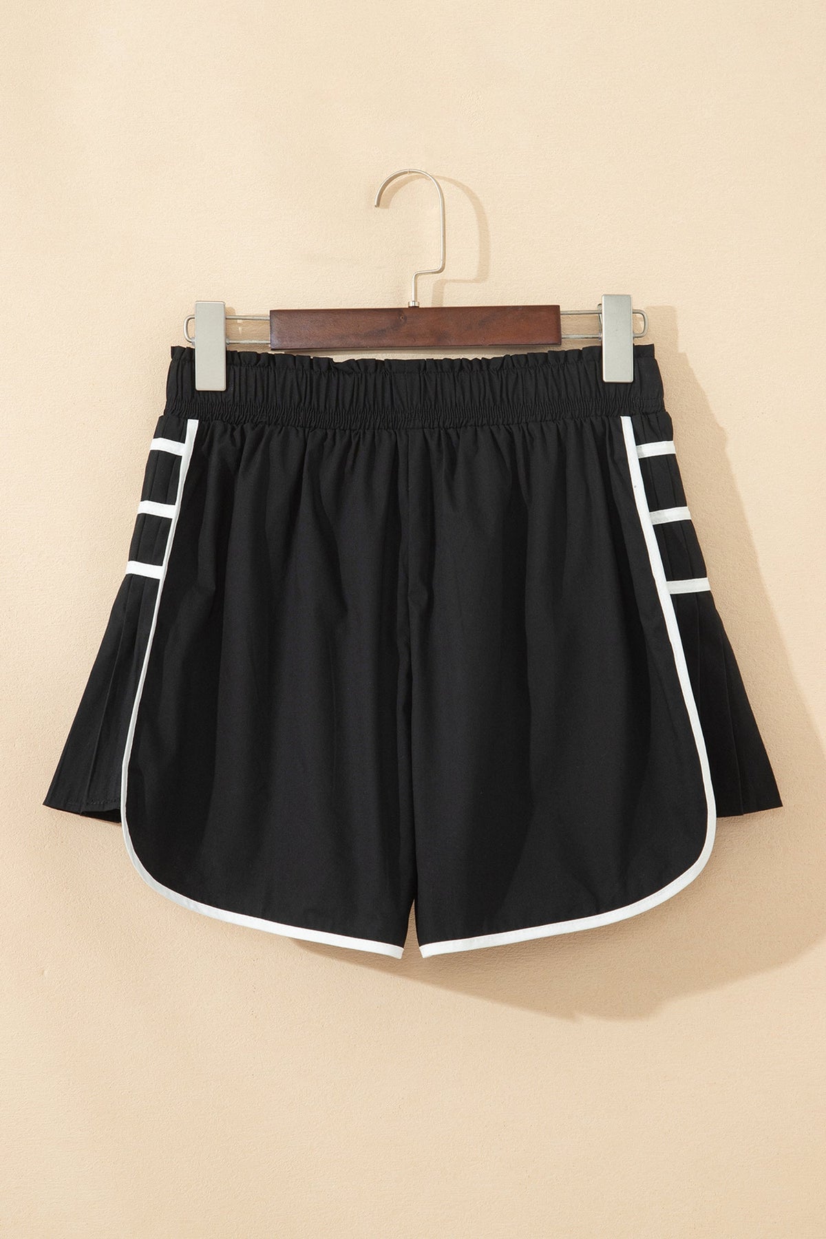 Contrast Trim Pleated Active Shorts