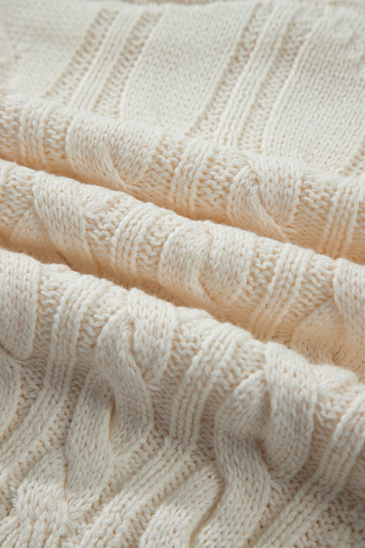 Solid Cable Knit Round Neck Long Sleeve Sweater