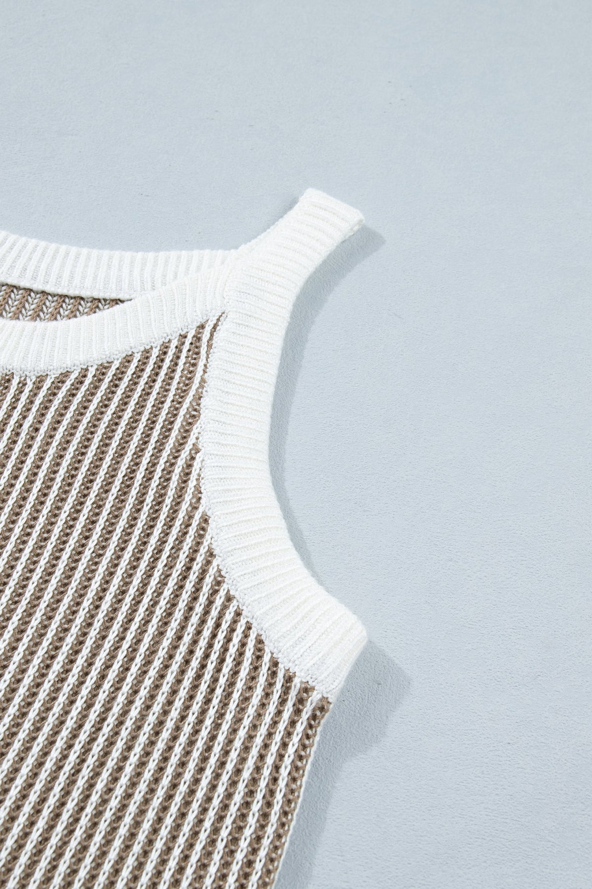 Ribbed Knit Contrast Trim Sweater Tank Top