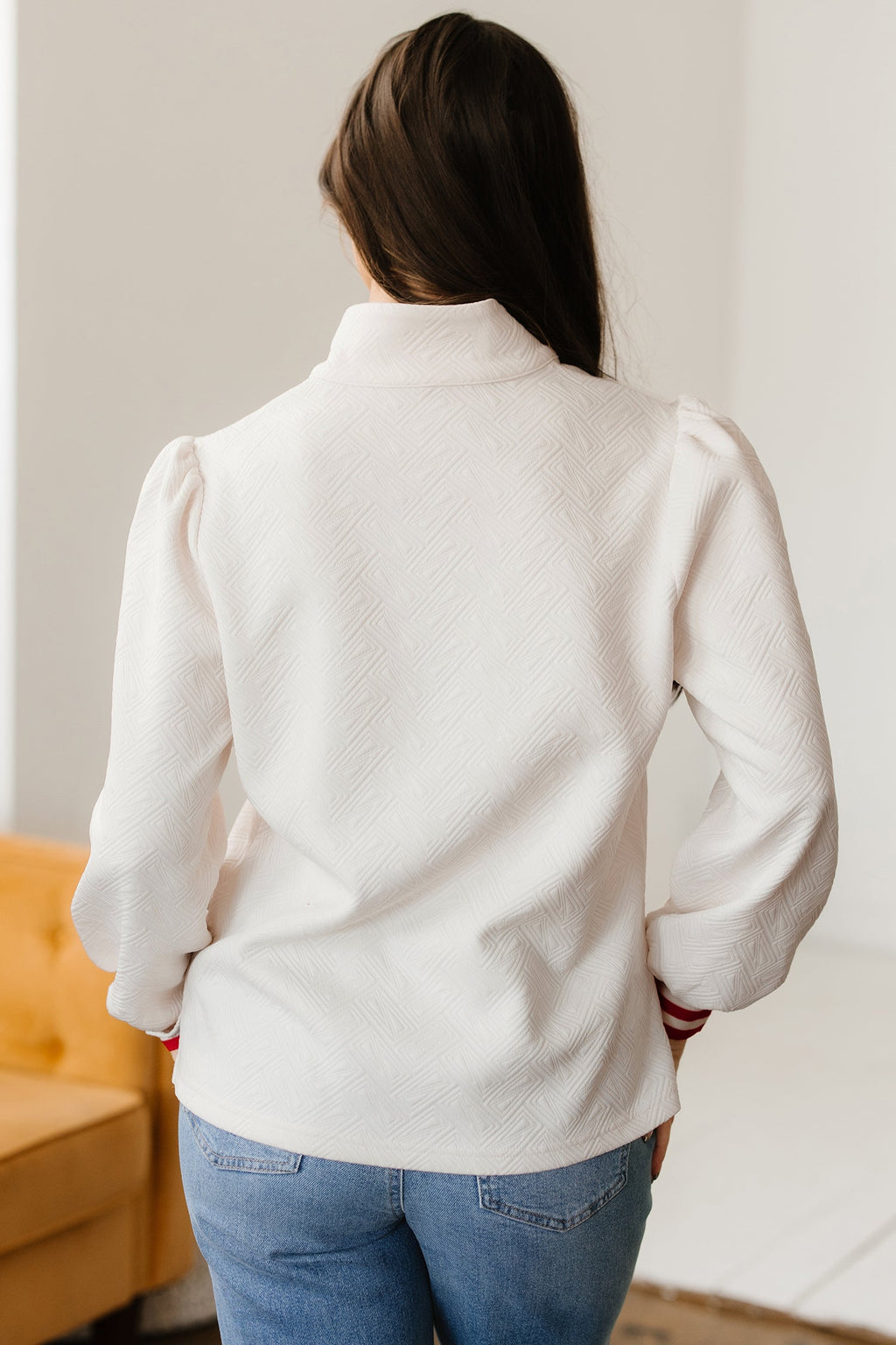 Contrast Stripe Zipped Collar Knit Pullover Top