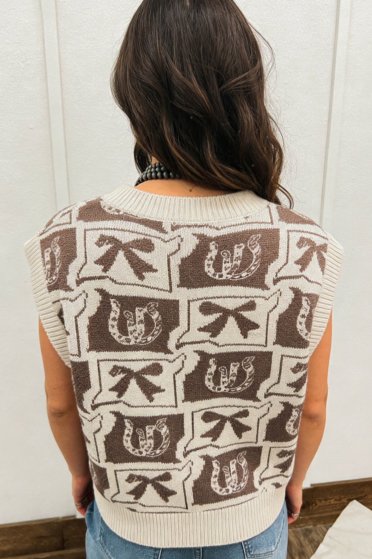 Western Horseshoes & Bows Sleeveless V-Neck Sweater Top